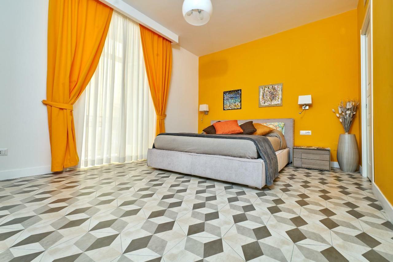 A Casa Del Principe Lt Bed & Breakfast Napoli Dış mekan fotoğraf