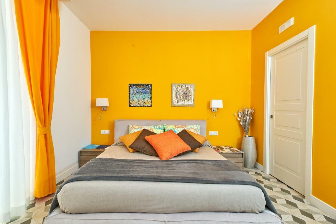 A Casa Del Principe Lt Bed & Breakfast Napoli Dış mekan fotoğraf