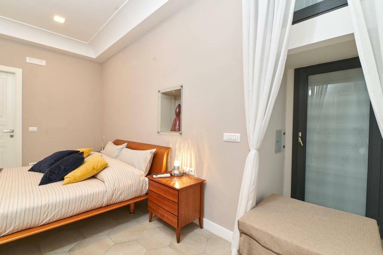 A Casa Del Principe Lt Bed & Breakfast Napoli Dış mekan fotoğraf