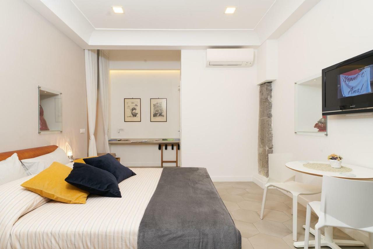 A Casa Del Principe Lt Bed & Breakfast Napoli Dış mekan fotoğraf